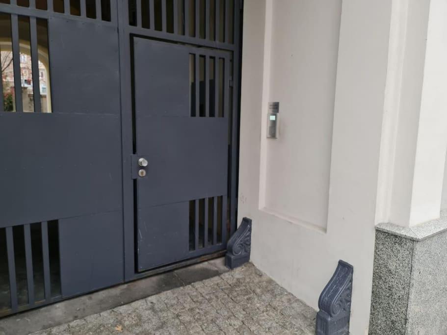 Fantastic Waw - C19 Room E Warsaw Exterior photo